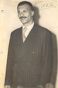 Carlos Marighella, poeta e político, que enfrentou duas ditaduras, a promovida por Vargas (1930-45).