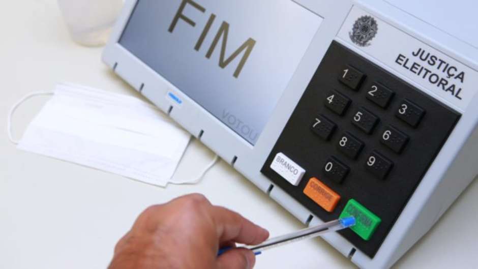 O Brasil vota em branco